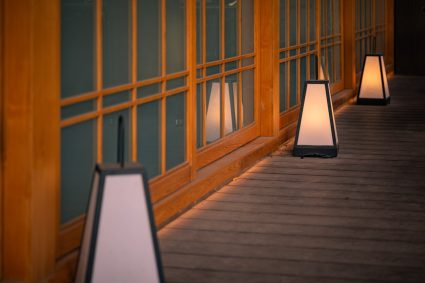 Kreative Stehlampe für das Wohnzimmer