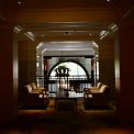 Photo minimal alabaster picture light hotel lobby